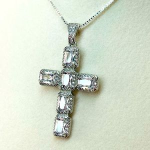 Sterling Silver Cubic Zirconia Opulent Cross Choker Necklace Chain:42cm